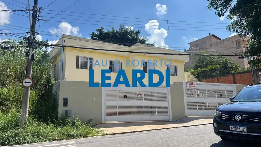 Foto 1 de Casa de Condomínio com 2 Quartos à venda, 70m² em Centro, Cotia