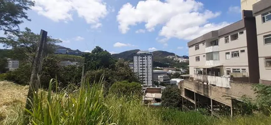 Foto 1 de Lote/Terreno à venda, 718m² em Estoril, Belo Horizonte