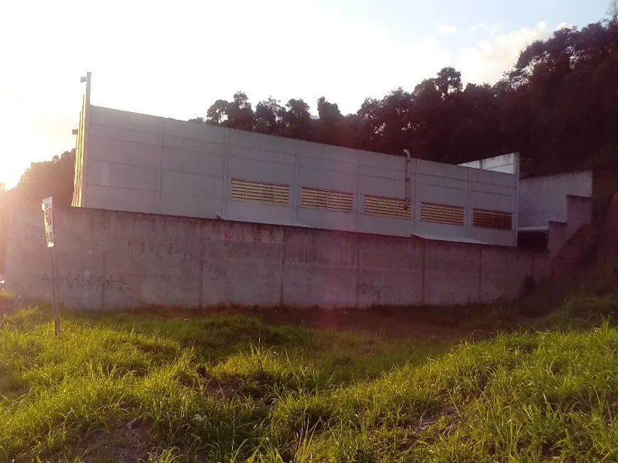 Foto 1 de Lote/Terreno para alugar, 589m² em Jardim Merci, Jundiaí