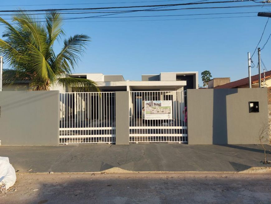 Casa na Rua Manga Larga, 1, Jardim Jockey Club em Cuiabá, por R$ 350.000 -  Viva Real