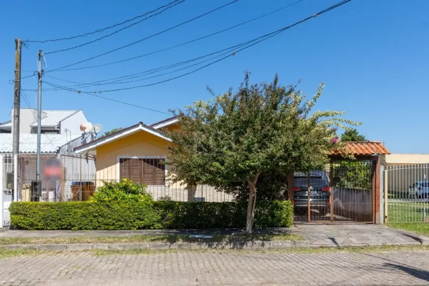 Foto 1 de Casa com 5 Quartos à venda, 229m² em Aberta dos Morros, Porto Alegre