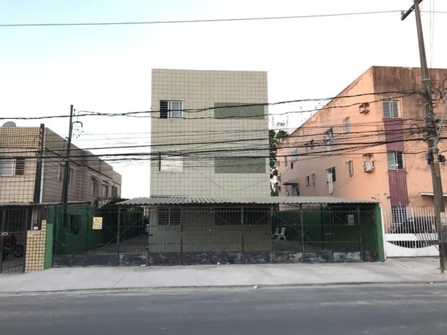 Foto 1 de Apartamento com 2 Quartos à venda, 66m² em Imbiribeira, Recife