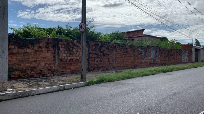 Foto 1 de Lote/Terreno à venda, 1500m² em Horto, Teresina