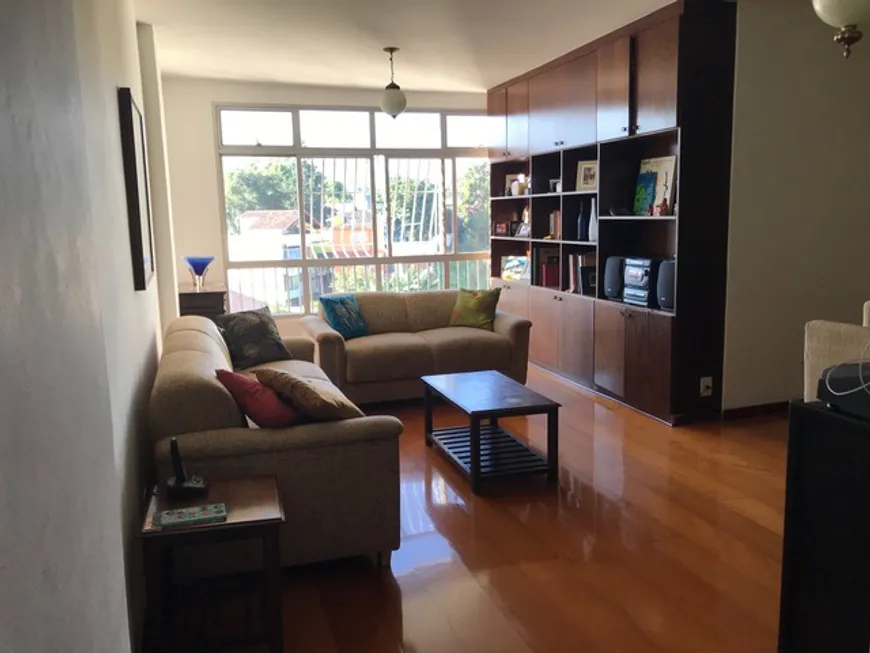 Foto 1 de Apartamento com 4 Quartos à venda, 140m² em Icaraí, Niterói