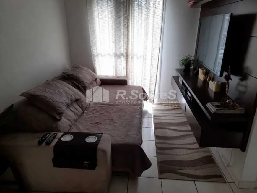 Foto 1 de Apartamento com 2 Quartos à venda, 53m² em Taquara, Rio de Janeiro