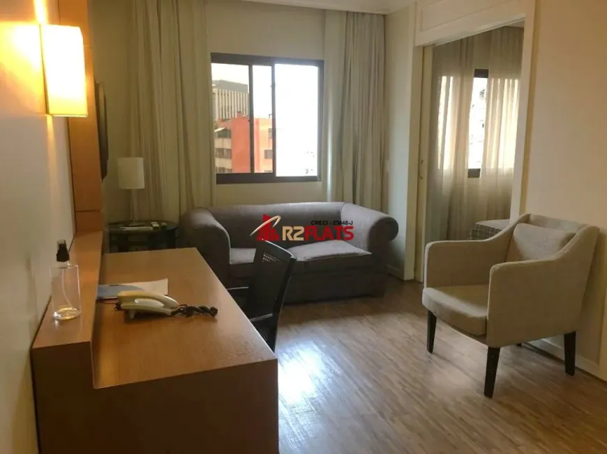 Foto 1 de Flat com 1 Quarto para alugar, 33m² em Vila Olímpia, São Paulo