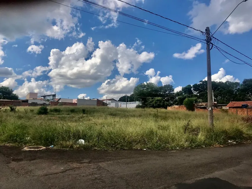 Foto 1 de Lote/Terreno à venda, 200m² em JARDIM MARILIA, Bauru