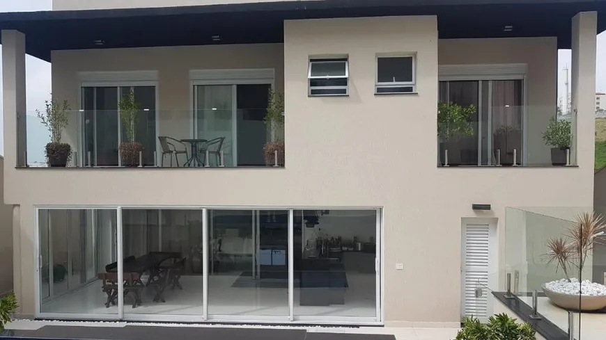 Foto 1 de Casa de Condomínio com 3 Quartos à venda, 430m² em Granja Viana, Cotia