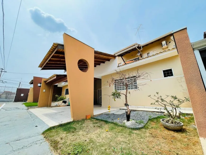Foto 1 de Casa de Condomínio com 3 Quartos à venda, 140m² em Recanto dos Pássaros, Cuiabá