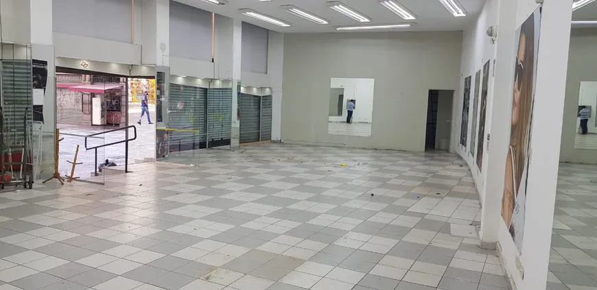 Foto 1 de Ponto Comercial para alugar, 673m² em Sé, São Paulo