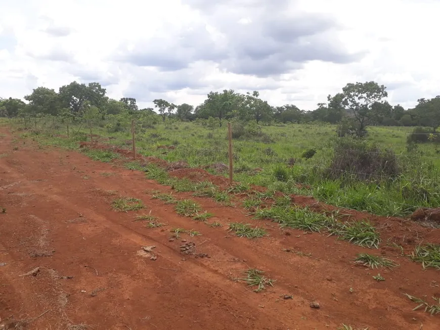 Foto 1 de Lote/Terreno à venda, 20000m² em Zona Rural, Araçaí