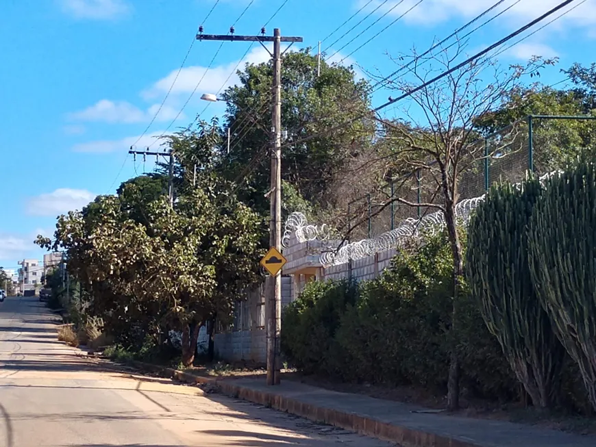 Foto 1 de Lote/Terreno à venda, 1000m² em Novo Santos Dumont, Lagoa Santa