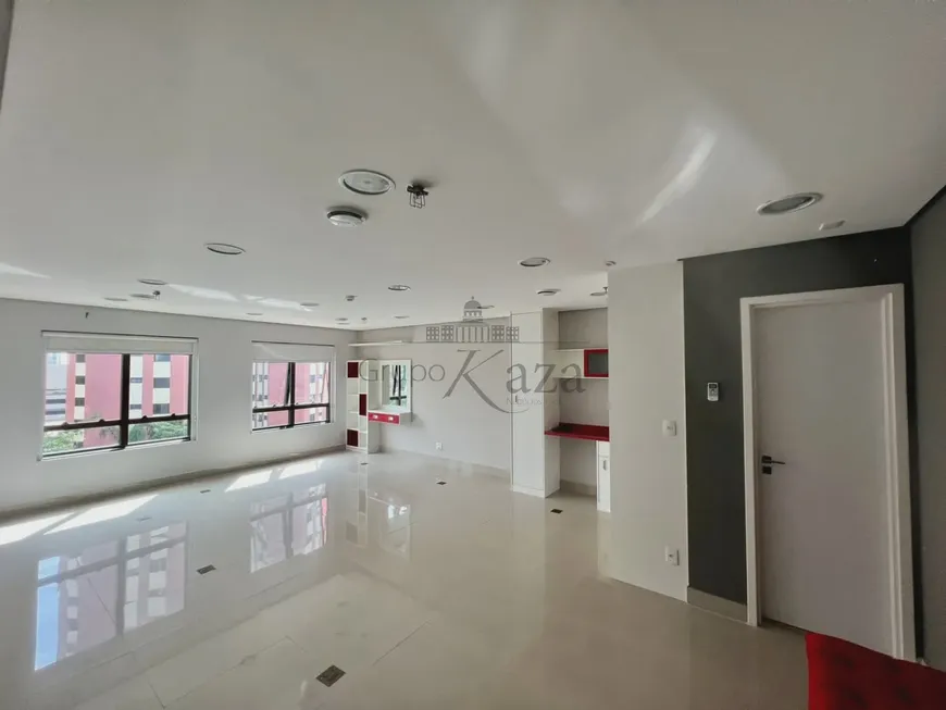 Foto 1 de Sala Comercial para alugar, 42m² em Parque Residencial Aquarius, São José dos Campos