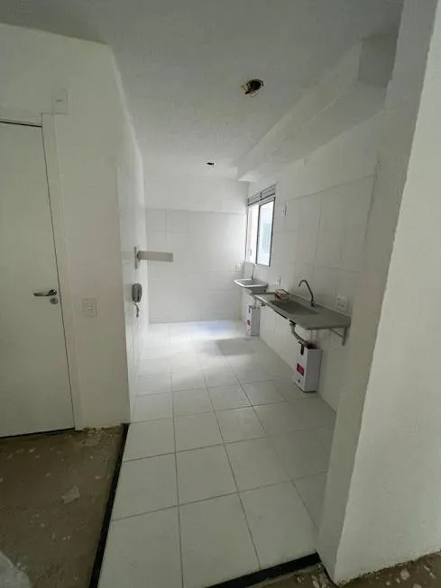 Foto 1 de Apartamento com 2 Quartos à venda, 45m² em Lagoa Redonda, Fortaleza