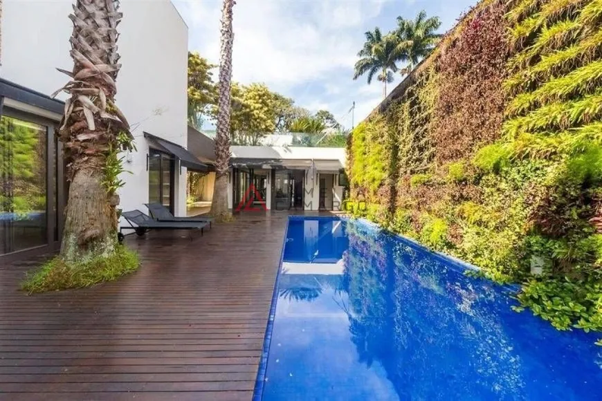 Foto 1 de Casa com 4 Quartos à venda, 1170m² em Jardim Europa, São Paulo