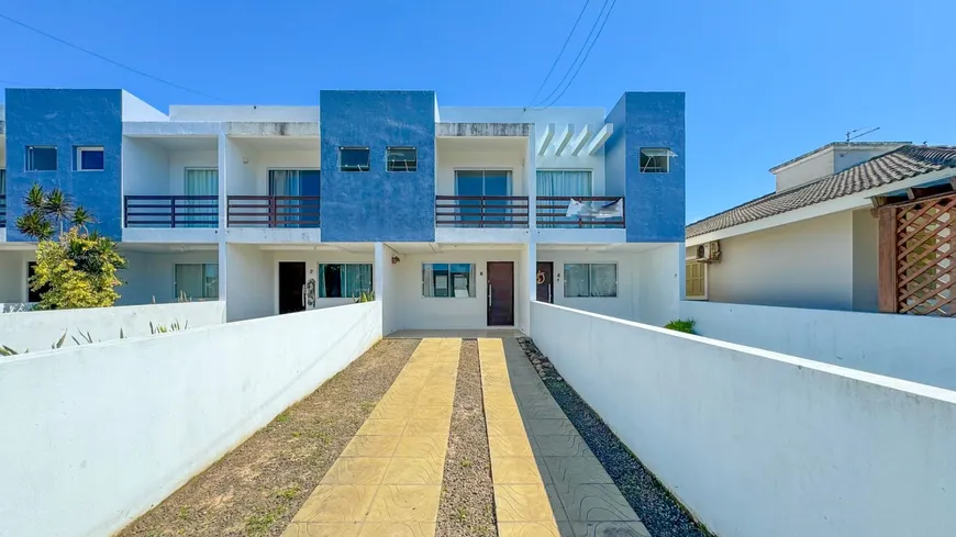 Foto 1 de Casa com 2 Quartos à venda, 97m² em Balneário Bella Torres, Passo de Torres