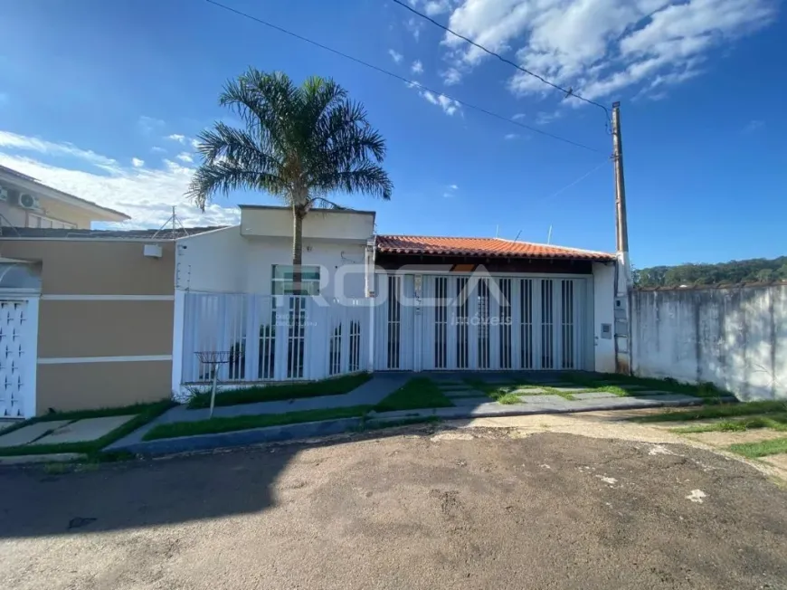 Foto 1 de Casa com 2 Quartos para alugar, 169m² em Jardim Citelli, São Carlos