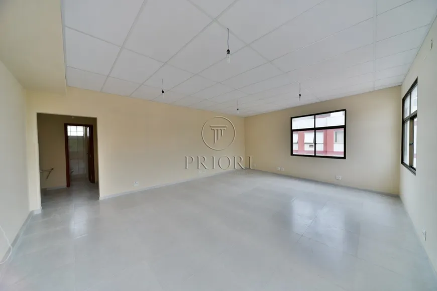 Foto 1 de Sala Comercial à venda, 71m² em Passo da Areia, Porto Alegre