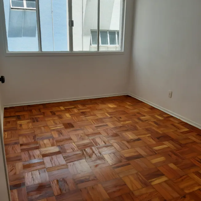 Foto 1 de Apartamento com 2 Quartos à venda, 70m² em Bela Vista, São Paulo