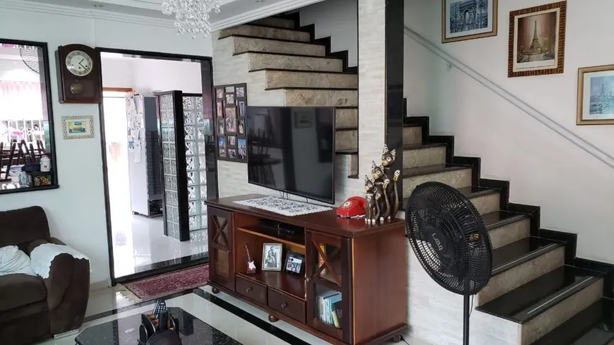 Foto 1 de Casa com 3 Quartos à venda, 174m² em Centro, São Vicente