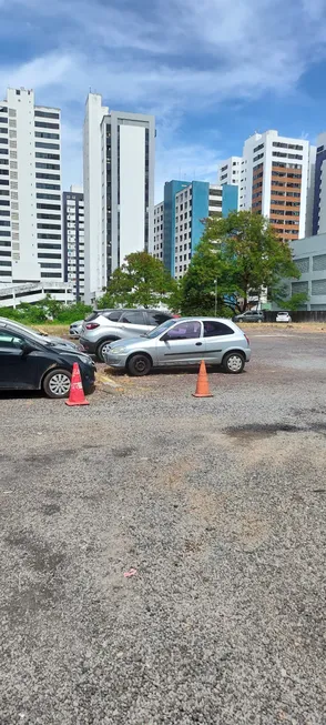 Foto 1 de Lote/Terreno à venda, 5500m² em Pituba, Salvador