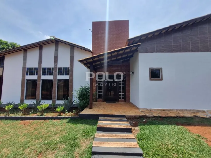 Foto 1 de Fazenda/Sítio com 3 Quartos à venda, 312m² em Sitio Recreio Savanna, Hidrolândia