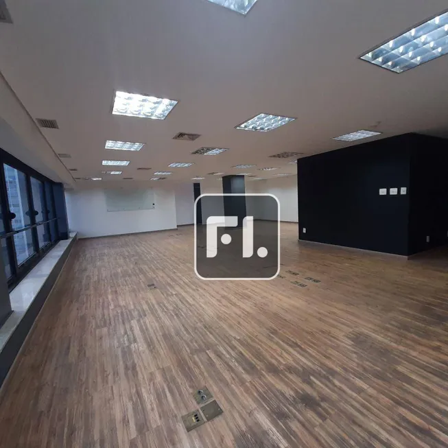 Foto 1 de Sala Comercial para alugar, 200m² em Bela Vista, São Paulo