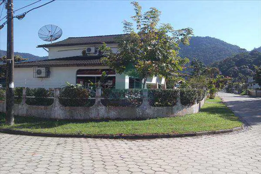 Foto 1 de Casa com 4 Quartos à venda, 248m² em Praia da Enseada, Ubatuba