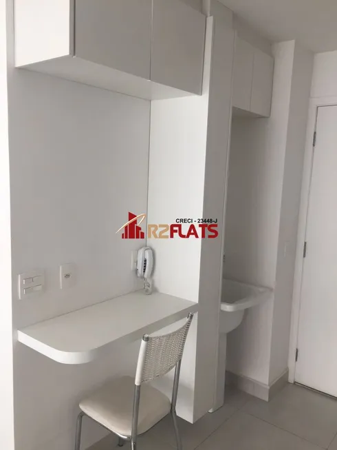 Foto 1 de Flat com 1 Quarto para alugar, 38m² em Brooklin, São Paulo