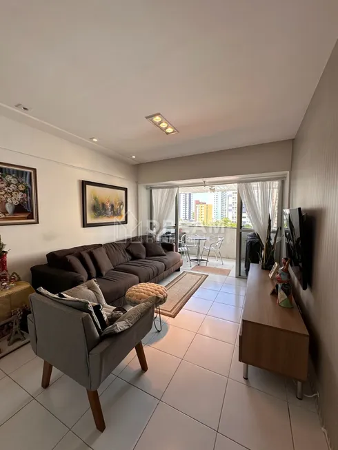 Foto 1 de Apartamento com 3 Quartos à venda, 70m² em Torre, Recife