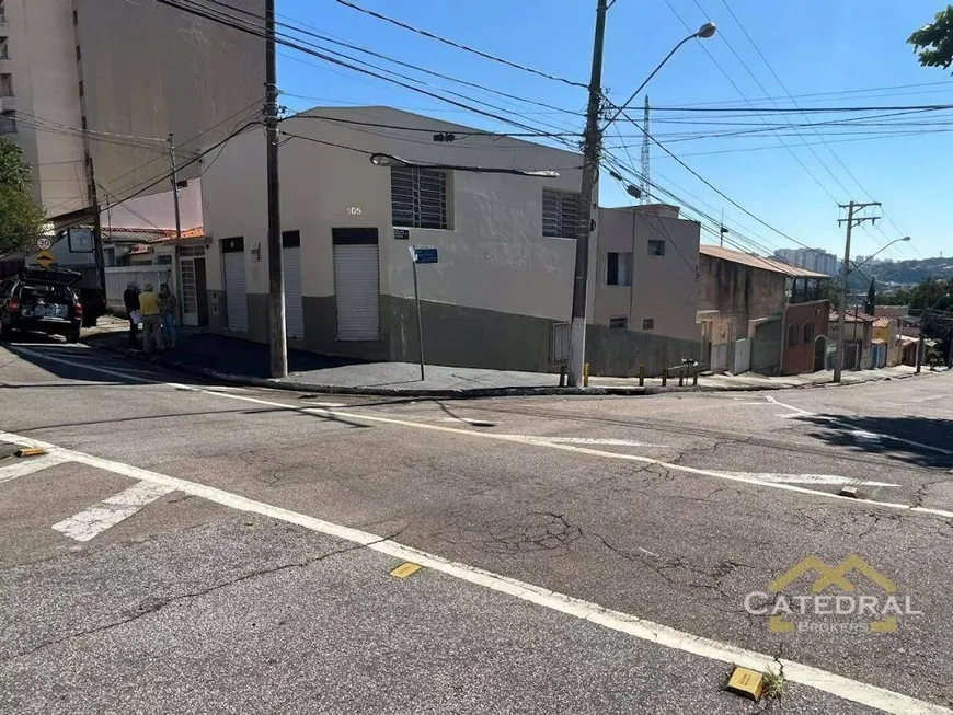 Foto 1 de Casa com 2 Quartos à venda, 324m² em Vila Progresso, Jundiaí