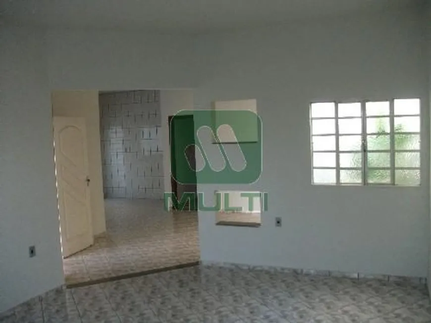 Foto 1 de Casa com 3 Quartos à venda, 135m² em Jardim Patrícia, Uberlândia