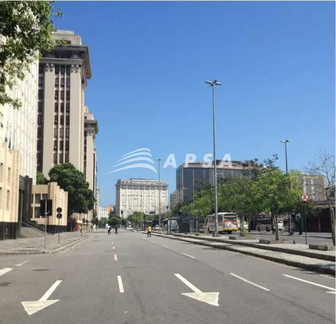 Foto 1 de Apartamento com 1 Quarto à venda, 70m² em Centro, Rio de Janeiro