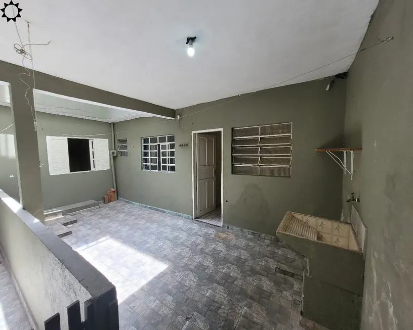Foto 1 de Casa com 2 Quartos à venda, 500m² em Jardim Roberto, Osasco