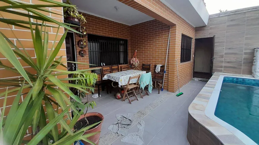 Foto 1 de Casa com 4 Quartos à venda, 163m² em Vila Caicara, Praia Grande