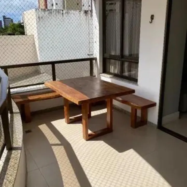 Foto 1 de Apartamento com 3 Quartos à venda, 139m² em Itaigara, Salvador