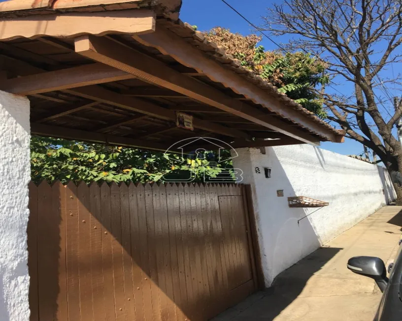 Foto 1 de Fazenda/Sítio com 4 Quartos à venda, 240m² em Chácara Três Marias, Campinas