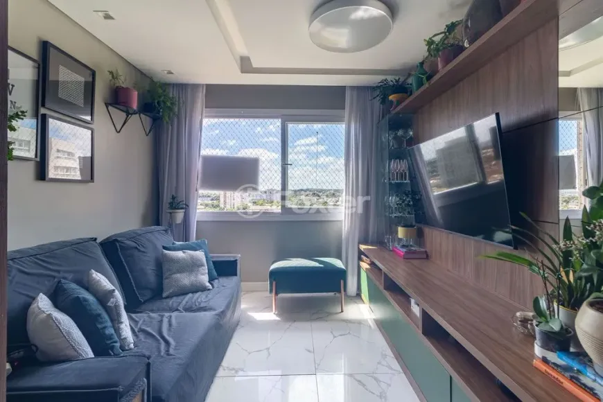 Foto 1 de Apartamento com 3 Quartos à venda, 75m² em São Sebastião, Porto Alegre
