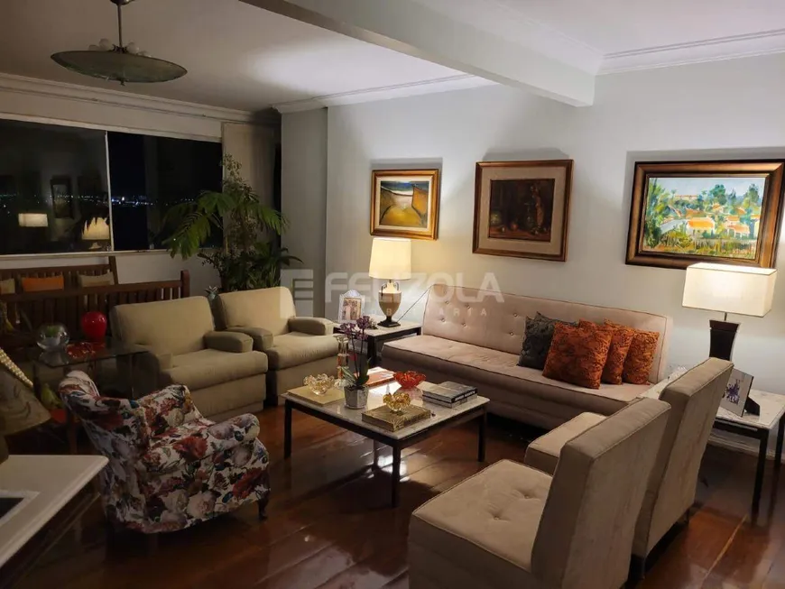Foto 1 de Apartamento com 4 Quartos à venda, 243m² em Treze de Julho, Aracaju