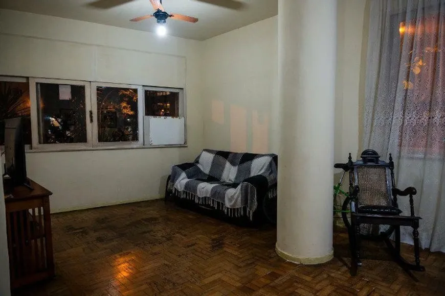 Foto 1 de Apartamento com 3 Quartos à venda, 134m² em Copacabana, Rio de Janeiro