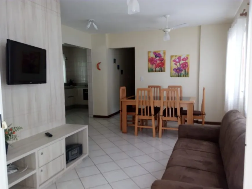 Foto 1 de Apartamento com 3 Quartos para alugar, 100m² em Centro, Balneário Camboriú