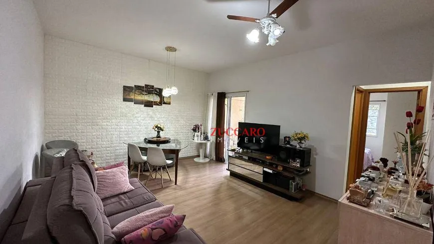 Foto 1 de Apartamento com 3 Quartos à venda, 76m² em Jardim Nova Taboão, Guarulhos