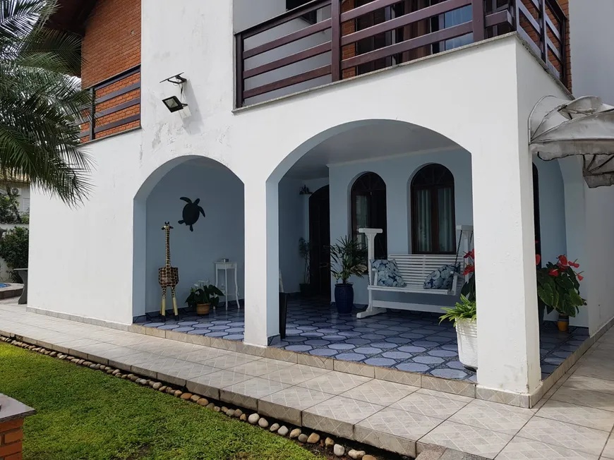 Foto 1 de Sobrado com 4 Quartos à venda, 332m² em Vila Caicara, Praia Grande