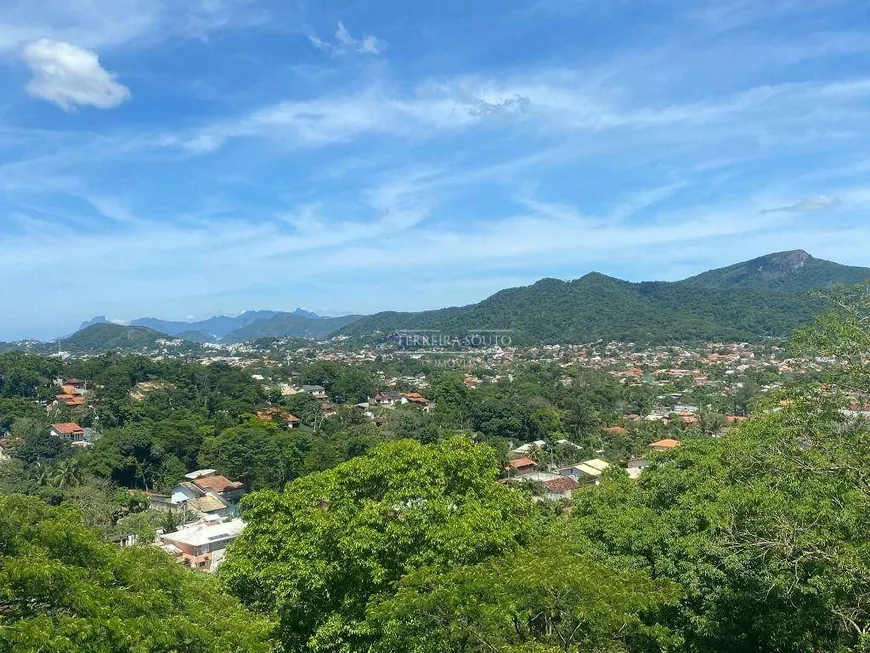 Foto 1 de Lote/Terreno à venda, 547m² em Engenho do Mato, Niterói