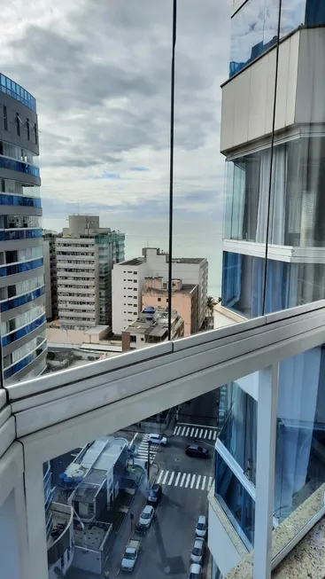 Foto 1 de Apartamento com 4 Quartos à venda, 160m² em Itapuã, Vila Velha