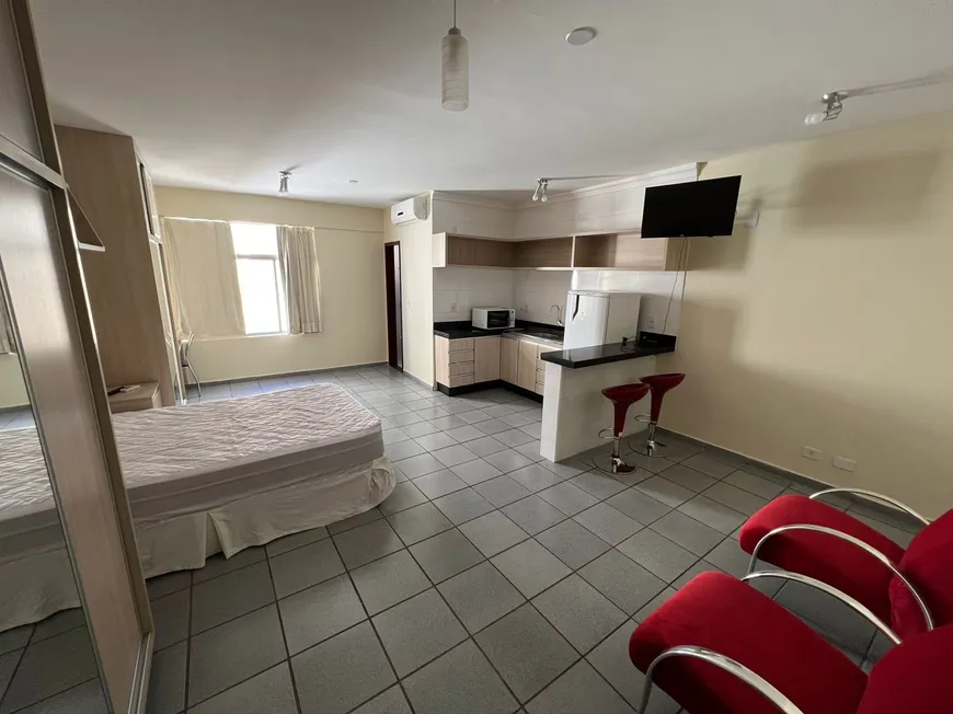 Foto 1 de Apartamento com 1 Quarto para alugar, 35m² em Setor Bueno, Goiânia