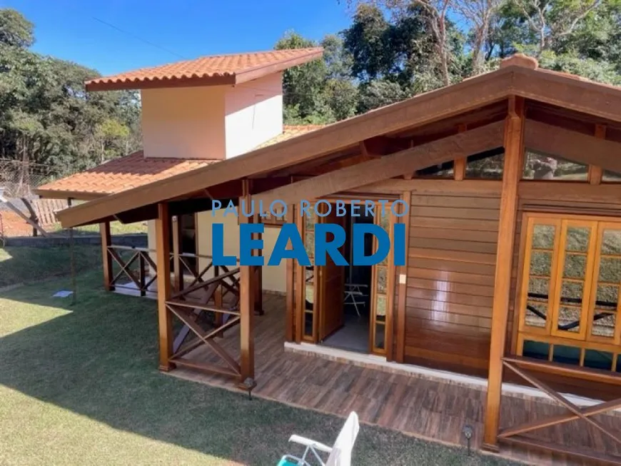 Foto 1 de Fazenda/Sítio com 3 Quartos à venda, 113m² em Paruru, Ibiúna