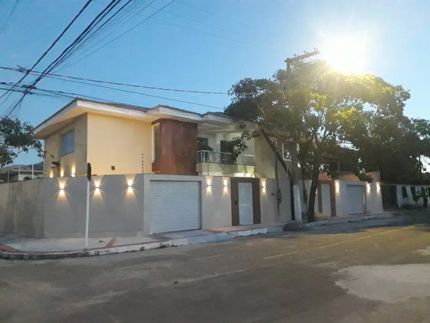 Foto 1 de Casa com 4 Quartos à venda, 190m² em Interlagos, Vila Velha