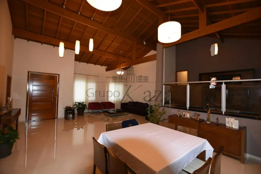 Foto 1 de Casa de Condomínio com 4 Quartos à venda, 328m² em Mirante do Vale, Jacareí