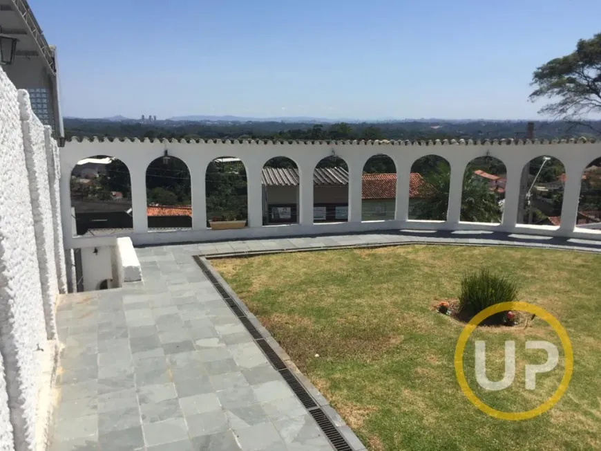 Foto 1 de Imóvel Comercial com 10 Quartos à venda, 500m² em Jardim Tereza Maria, Itapecerica da Serra